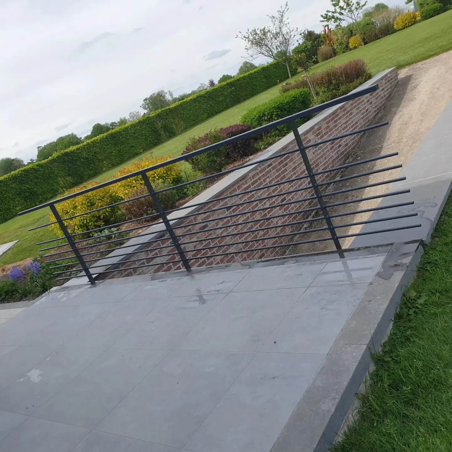 Garde-corps rampe extérieure acier anthracite